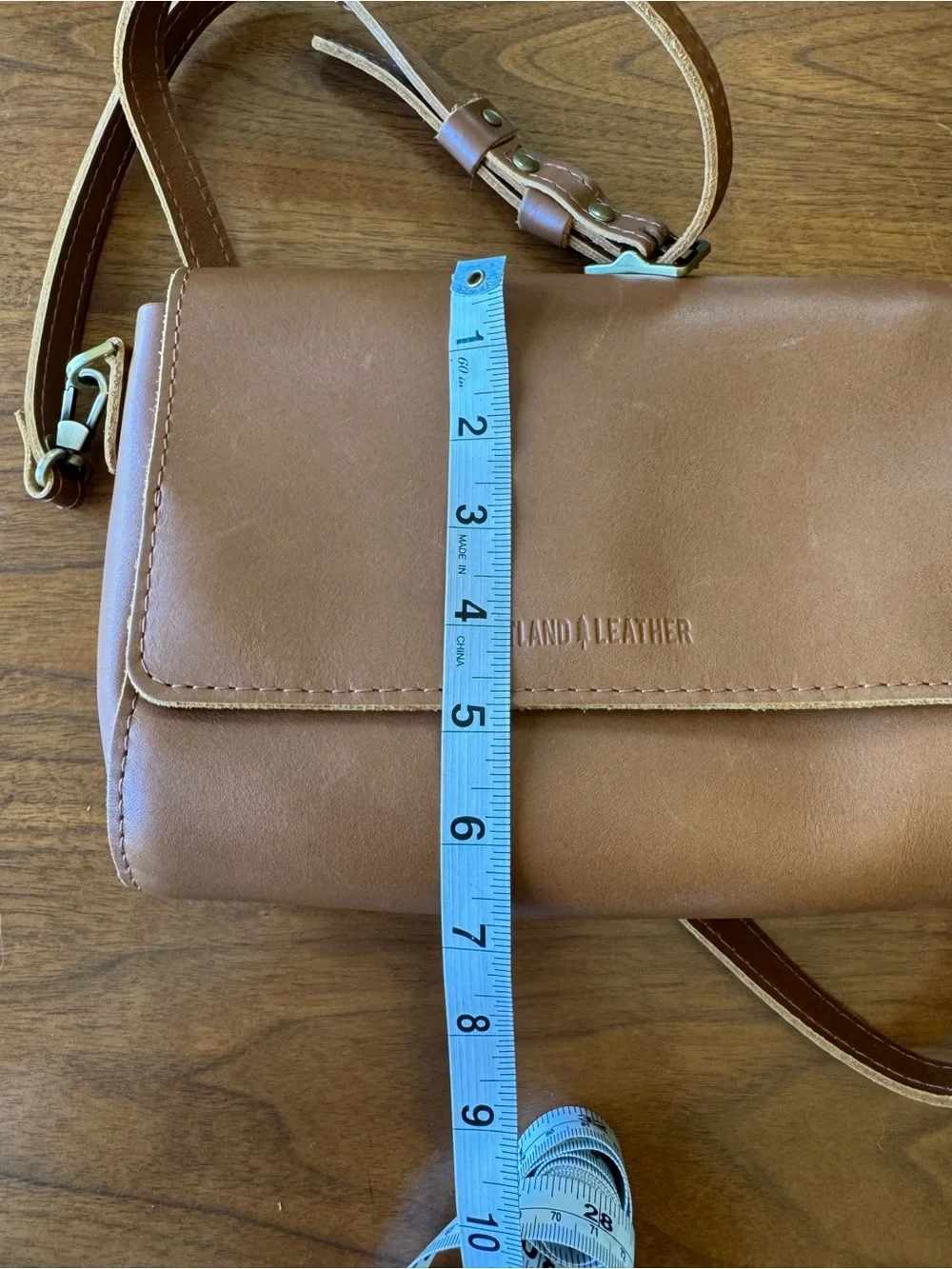 Portland Leather Medium Metro Crossbody - Picture 7 of 9